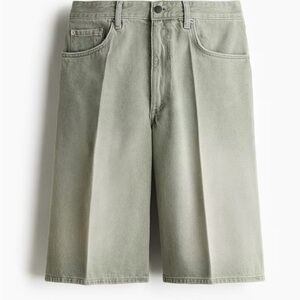 H&M Green Women's Bermuda Shorts
